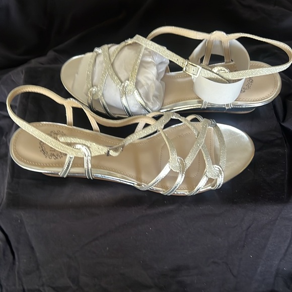 NWT Original Box I. Miller Two-Tone Silver Strappy Dressy Wedges. Size 7 - Picture 2 of 10